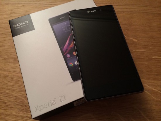 Sony Xperia Z1 Box