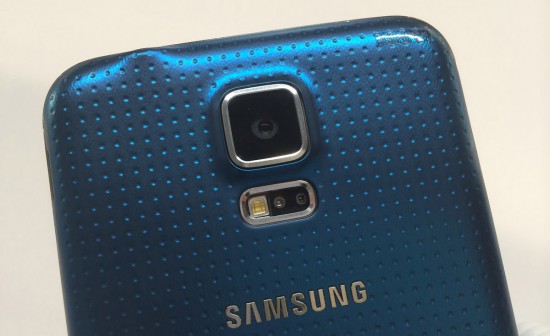 Samsung-Galaxy-S5-Blue