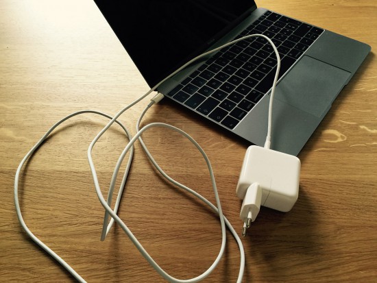 MacBook-2015-Power-Adapter-USB-Type-c