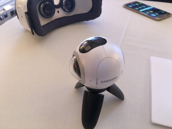 Gear-360-mit-Gear-VR