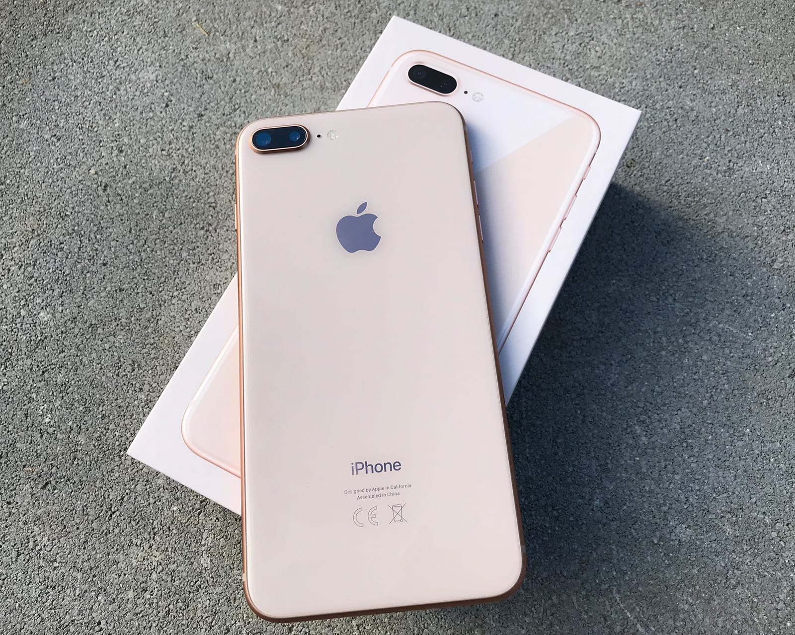 Айфон 8 плюс купить. Iphone 8 Plus Gold. Iphone 8 Plus 64gb. Iphone 8 Plus 64gb Gold. Iphone 8 Plus 64gb золотой.